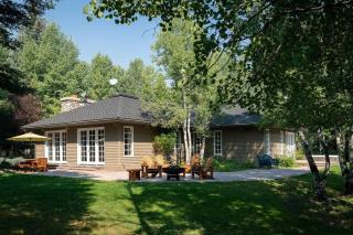 Gimlet Family Home Close to Lift with Hot Tub! - Hailey - 7