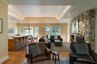 Gimlet Family Home Close to Lift with Hot Tub! - Hailey - 3