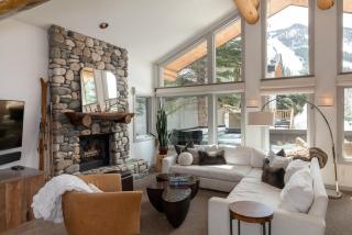 Slope-Side Chic Home with Hot Tub - Ketchum - 1