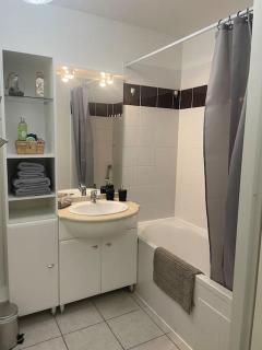 Le Central-Proche Gare et Genève - 9