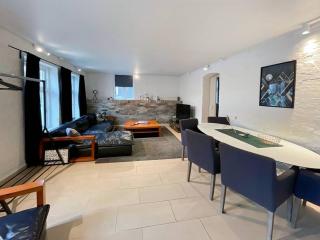 City Center Getaway 3 by Berti - 2