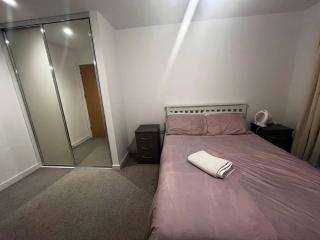 Stylish City Centre 1bd apartment 0.6m Train sta - Birmingham - 4