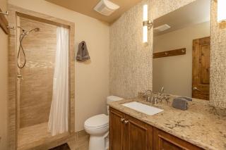 Sun Valley Condo on the Green with Dollar Views - Sun Valley - 5