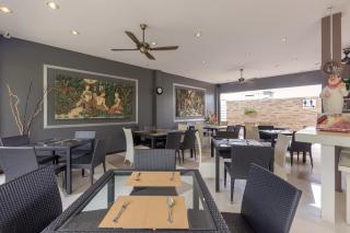 The Regent Studio - 9