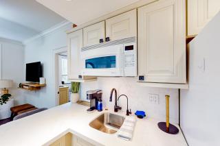 Sunrise Suite #2232 - Palm Beach - 3