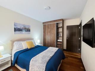 Warm, Bright & Cozy Apartment in the best area of La Paz! - 3