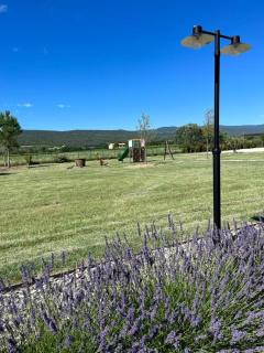 La Pergoline - Large renovated farmhouse with pool and jacuzzi - Roussillon - 3