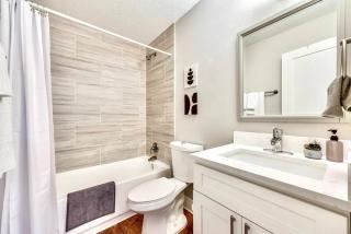 Bright and Cheerful Flat, near Fair Park - Dallas - 5