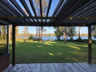 Relax and enjoy our Peaceful Lakefront Home - Odessa - 1