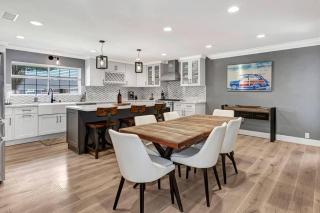 Huntington Beach, AC, Pool, Hot Tub, Detached Office, Close to Beach, Outside Entertaining Area - Huntington Beach - 1