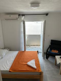 Apartments Josip - Primošten - 3