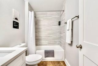 Global Cup Near Deep Ellum Downtown Dallas Flat - 1