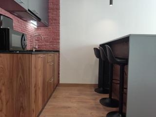 Evdo Apartments F4 White Stay - 8