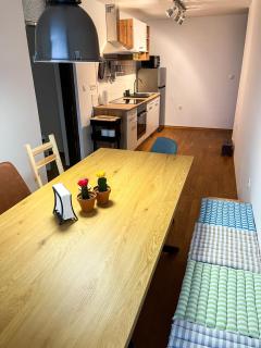 Spacious Cozy apartment - Ljubljana - 4