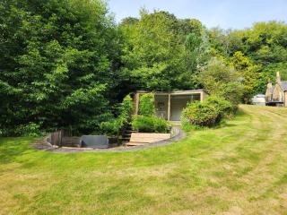 Mulgrave Country Cottage - 3