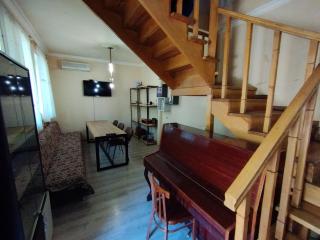 Wooden_Room_Hostel - 5