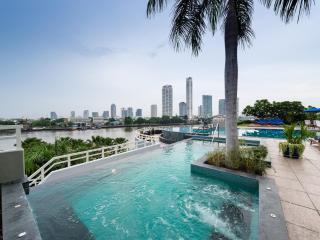 Chatrium Hotel Riverside Bangkok - 1