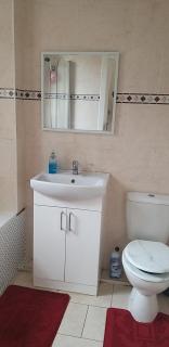 Simply Relax,1 Eastham London - Londra - 1