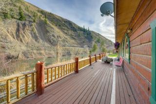 Salmon Vacation Rental with On-Site River Access! - 0