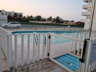 A metros de la playa - 2