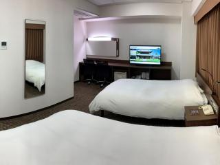 Hotel Alpha-One Takaoka Ekimae - 1