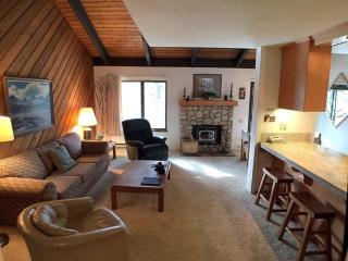 Standard Condos with Free Parking - Mammoth Lakes - 0