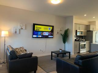 Glamorous 3 BR Villa with Double Garage - 0