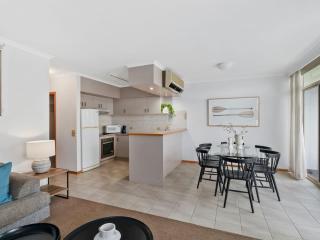 Yarrawonga Lakeside Apartment 38 - 6