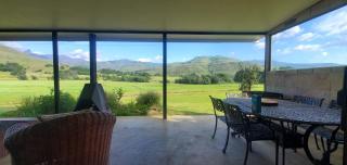 Aspen Villa Misty Mountain Studio - Underberg - 5