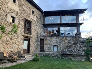Mas Farner - Adults Only - Llivia - 0