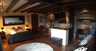 Mas Farner - Adults Only - Llivia - 9
