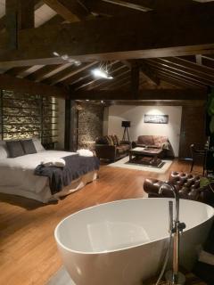 Mas Farner - Adults Only - Llivia - 8