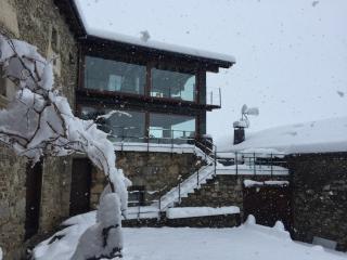 Mas Farner - Adults Only - Llivia - 5