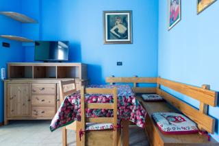 Roomy Apartment with Balcony! - Milan - 2