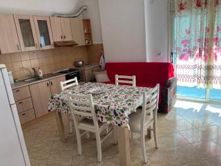 Vivi la tua vacanza con l'appartamento 2 di Ervin! Enjoy your holiday with Ervin's apartment 2! - Vlorë - 5