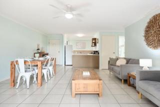 Family Friendly Apartment - 1 Minute Walk To Beach - 3