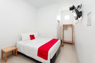 RedDoorz Syariah near RSUD Zainoel Abidin Banda Aceh - 0