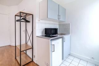 Studio Proche Boulevard Voltaire - París - 2