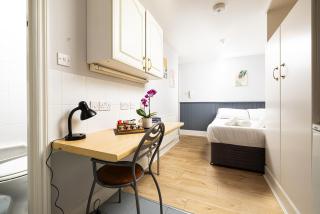 Charmstay Swiss Cottage - Londra - 7