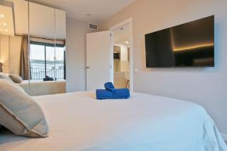YOUR HOME - Camp Nou Apartment - Hospitalet de Llobregat - 5