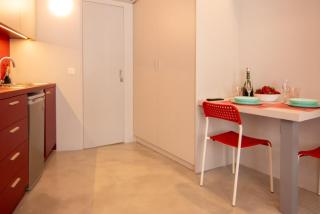 Red cosy studio in Athens center - Atene - 9