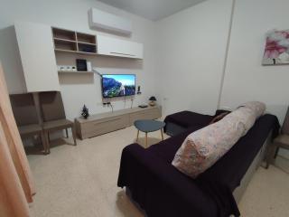 Dolphin Court 3-Bedroom Sea View Apartment in Marsaskala, Malta - Marsaskala - 4