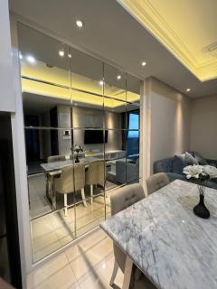 Luxury & Comfy 2+1BR @Kokas - Jacarta - 1