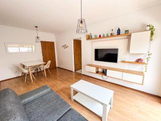 RentUp - Luminoso Depto en Palermo, zona USA Embassy, La Rural - 1