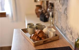 Nice Home In Vrbovec With Kitchen - Vrbovec - 4