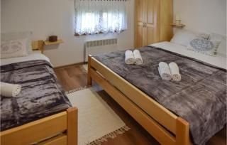 Nice Home In Vrbovec With Kitchen - Vrbovec - 3