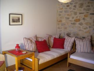 Cosy Holiday Home with Garden in Leonidio - Peletá - 7