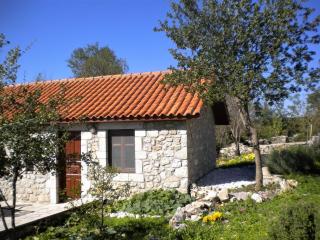 Cosy Holiday Home with Garden in Leonidio - Peletá - 8