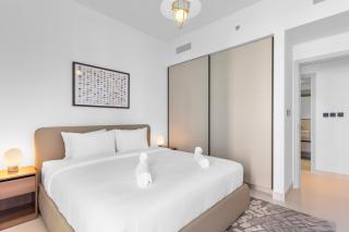 Luxurious Living in the heart of Emaar Beachfront - 4