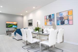 5 min to Disney NEW Upscale 5 Suites Villa - 9